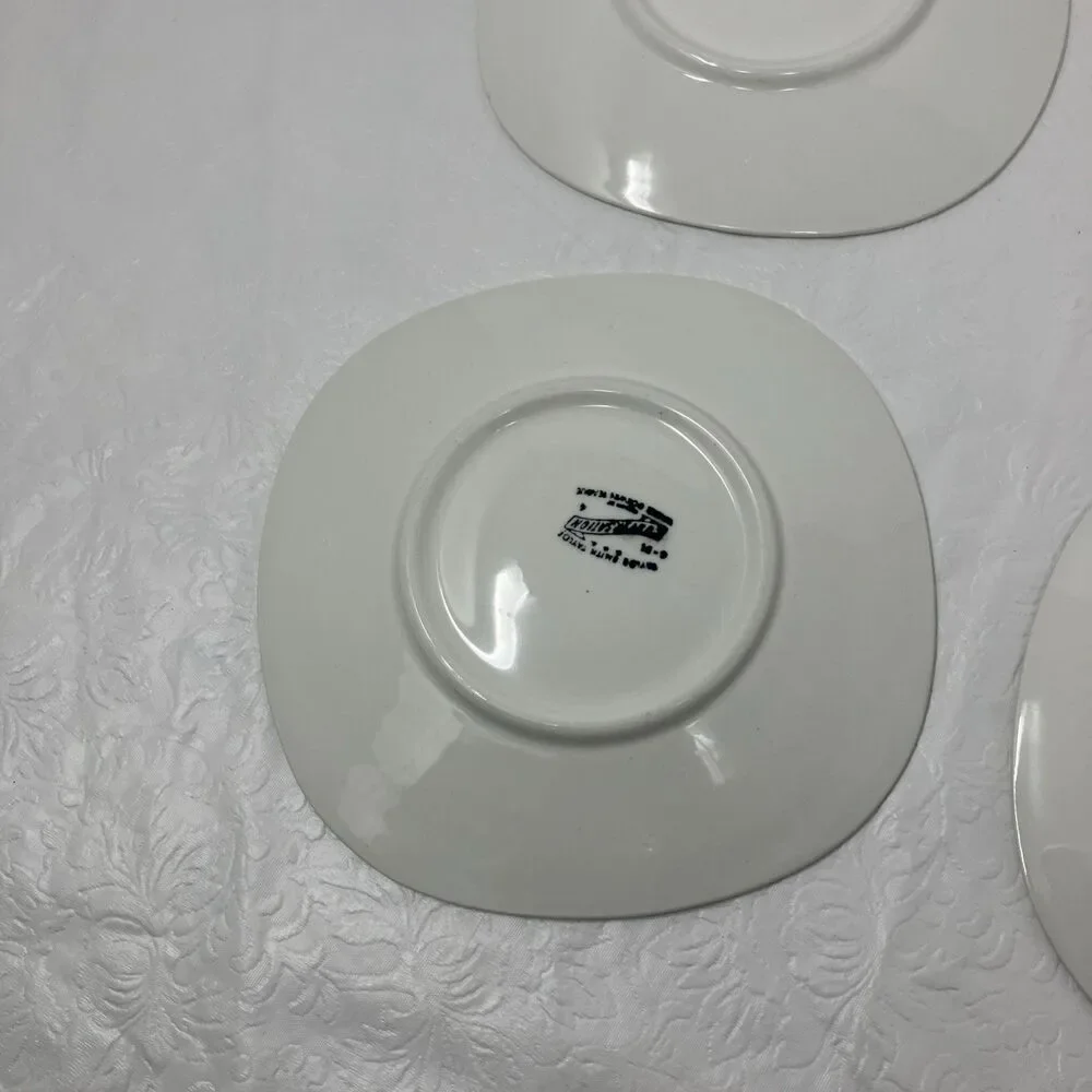 Taylor Smith & Taylor Conversation Day Lily Set Of 4 Saucers DAYLILY